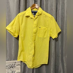Tommy Hilfiger | Men’s Small Button Down Shirt
